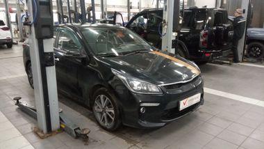 Kia Rio 2018 года, 148 389 км - вид 2