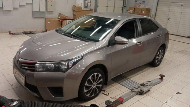 Toyota Corolla 2014 года, 112 256 км - вид 1