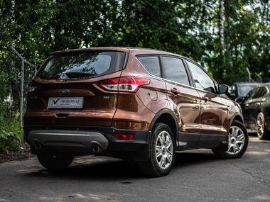 Ford Kuga 2015 года, 231 904 км - вид 2