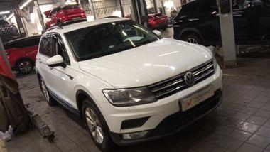 Volkswagen Tiguan 2017 года, 135 000 км - вид 2