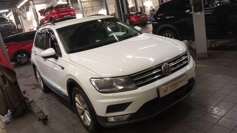 Volkswagen Tiguan 2017 года, 135 000 км - вид 2