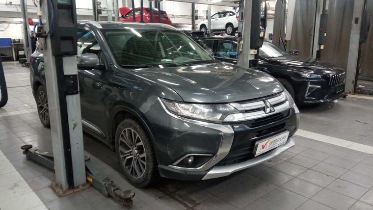 Mitsubishi Outlander 2018 года, 100 731 км - вид 1