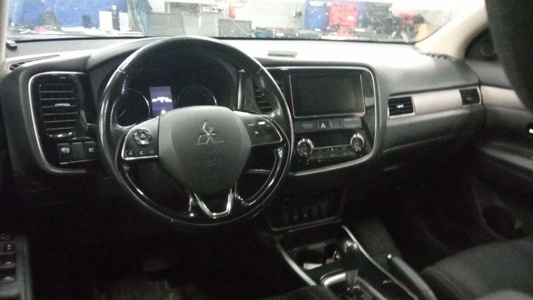 Mitsubishi Outlander,  - вид 4