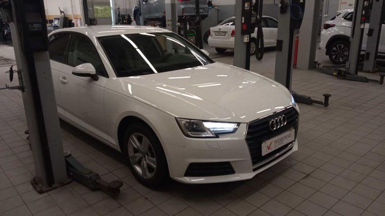 Audi A4,  - вид 1