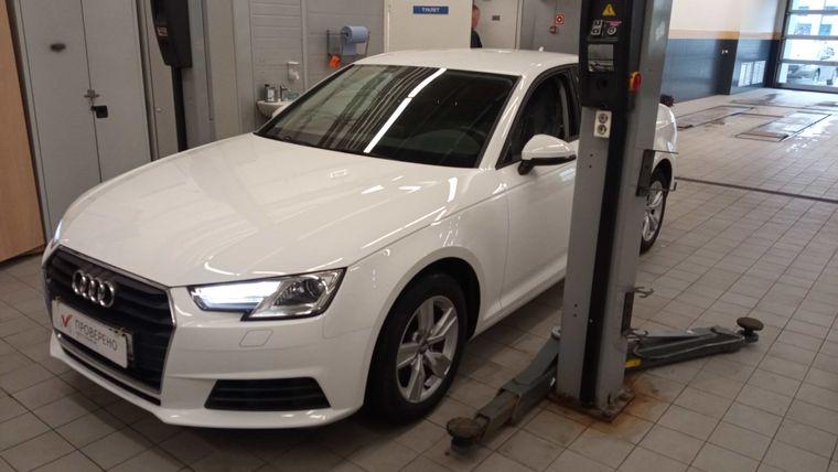 Audi A4 2018 года, 32 588 км - вид 1