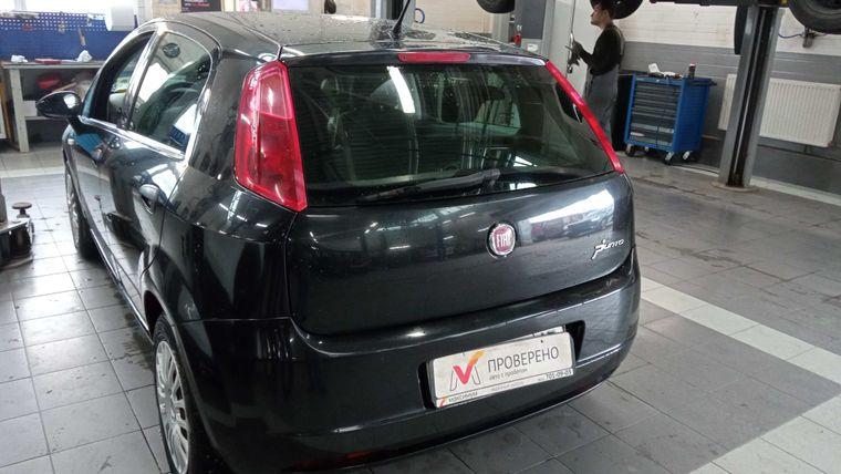 FIAT Punto, 2010 - вид 3