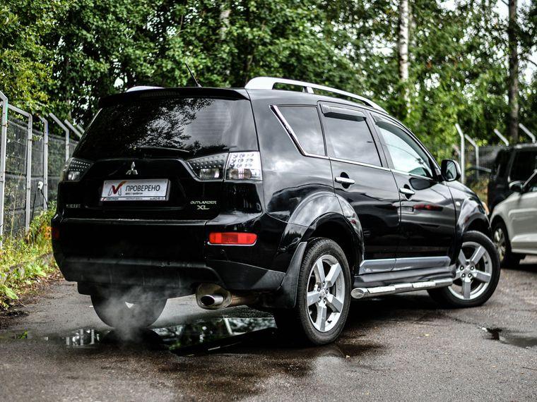 Mitsubishi Outlander,  - вид 1