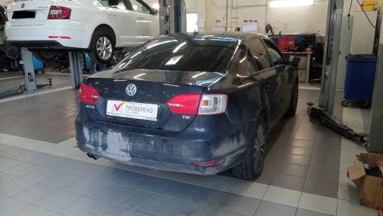 Volkswagen Jetta,  - вид 2