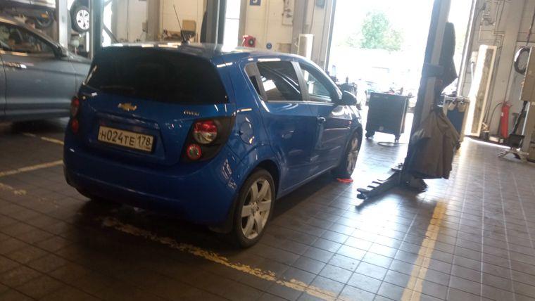 Chevrolet Aveo,  - вид 2