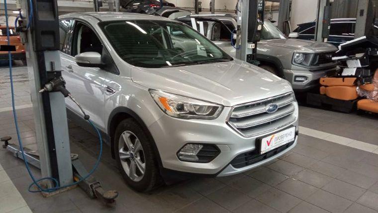 Ford Kuga,  - вид 1