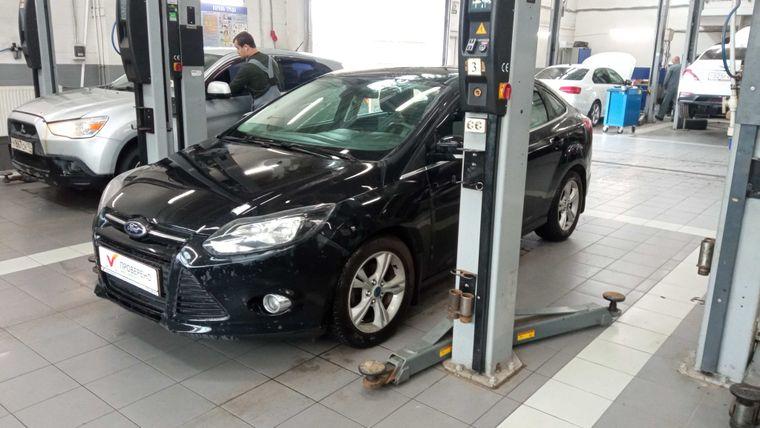 Ford Focus 2012 года, 113 458 км - вид 1