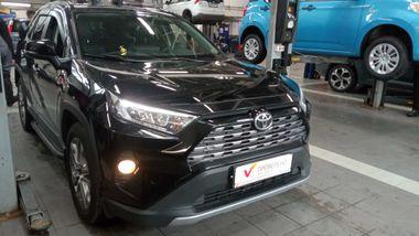Toyota RAV4 2019 года, 98 876 км - вид 2
