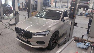 Volvo XC60 2019 года, 86 599 км - вид 1