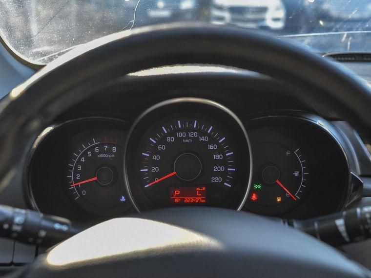 Kia Rio,  - вид 4