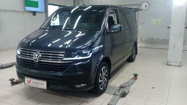 Volkswagen Multivan 2020 года, 59 046 км - вид 1