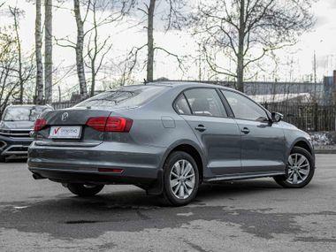 Volkswagen Jetta 2016 года, 203 985 км - вид 2