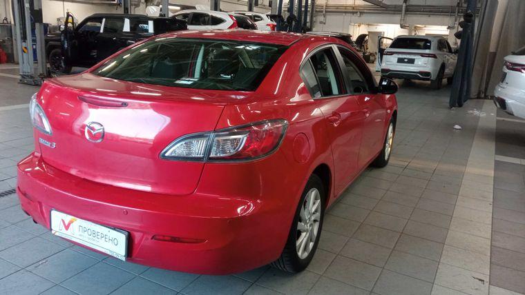 Mazda 3,  - вид 2