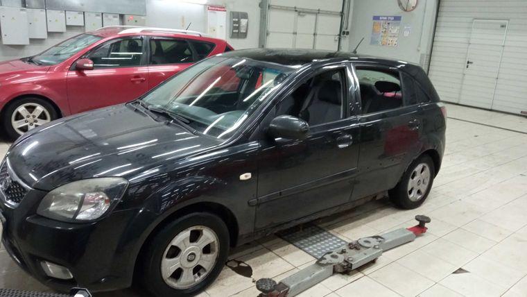Kia Rio 2010 года, 256 406 км - вид 2