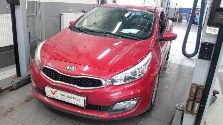 Kia Ceed 2015 года, 120 000 км - вид 1