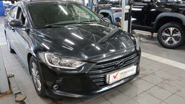 Hyundai Elantra 2018 года, 87 282 км - вид 2