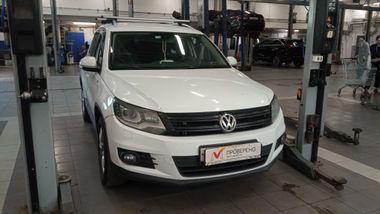 Volkswagen Tiguan 2016 года, 144 576 км - вид 2