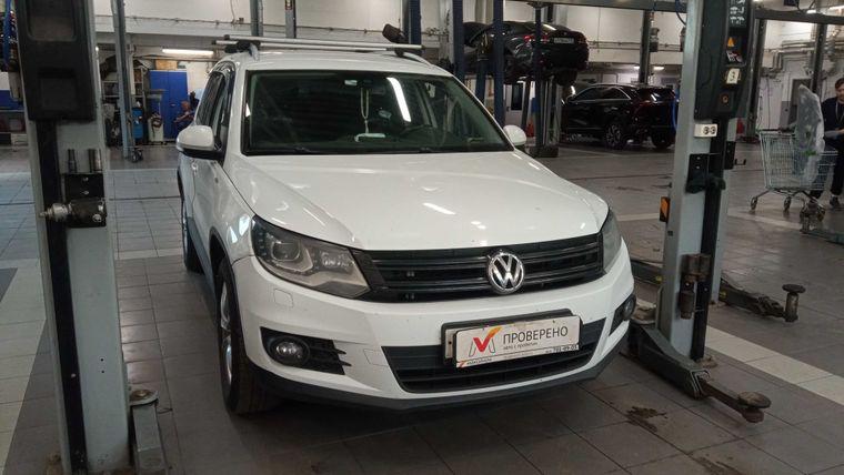 Volkswagen Tiguan,  - вид 1